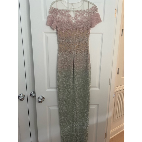 Pamella Roland one of a kind sequin runway gown - Picture 4 of 4